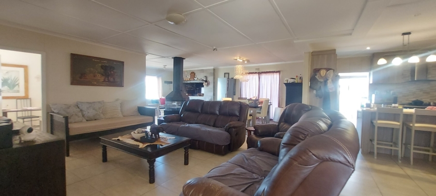 5 Bedroom Property for Sale in Gouritsmond Western Cape